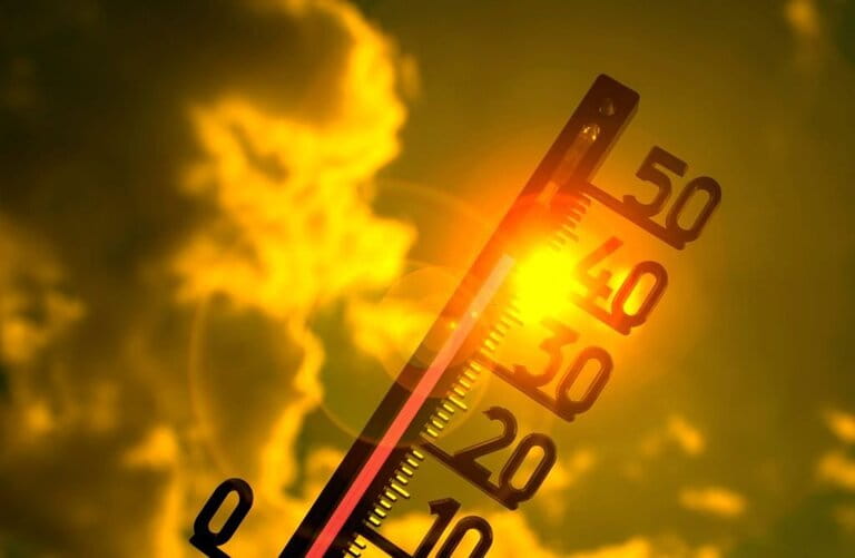 Symbol image heat wave, thermometer in the sun, 40 degrees Celsius Symbol image heat wave, thermometer in the sun, 40 degrees Celsius
