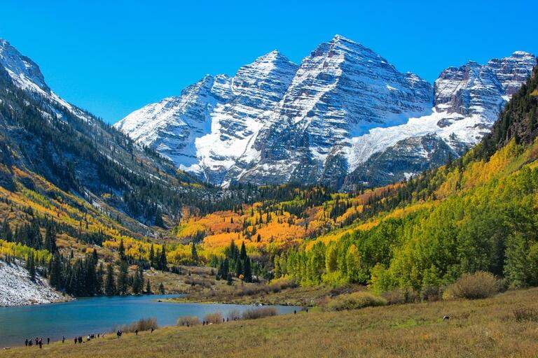 Aspen Colorful Autumun under Snow Mountain with Lake Aspen Colorful Autumun under Snow Mountain with Lake